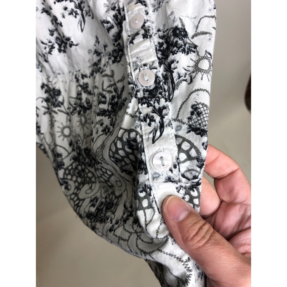 Ellos Floral Button Down Tunic - Medium - image 3
